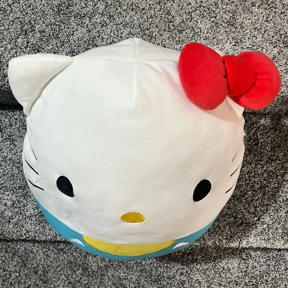 Squishmallows hello kitty